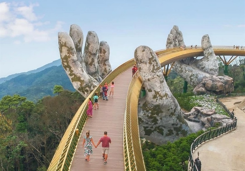 Bà Nà Hills - Khu vui chơi giải trí ở Đà Nẵng được nhiều du khách yêu thích