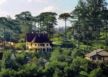 Kỳ nghỉ thơ mộng giữa rừng thông tại Ana Mandara Villas Dalat Resort & Spa