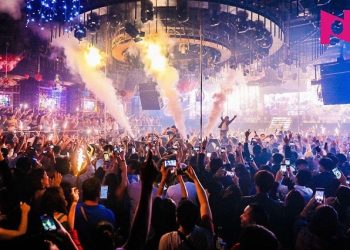 “Quẩy” xuyên màn đêm tại Bar Phương Đông Đà Nẵng