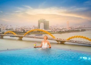 Đi Đà Nẵng nên ở khách sạn nào đẹp giá tốt nhất?